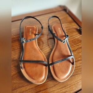 Aldo Sandals sz 8